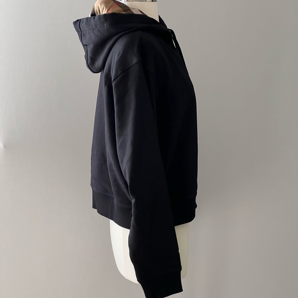 Burberry Crop Hoodie in Black - Picture 3 of 8